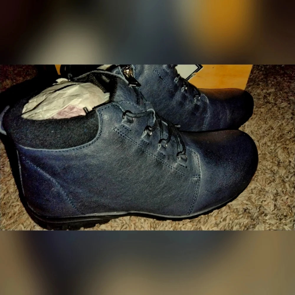 Propet Shoes